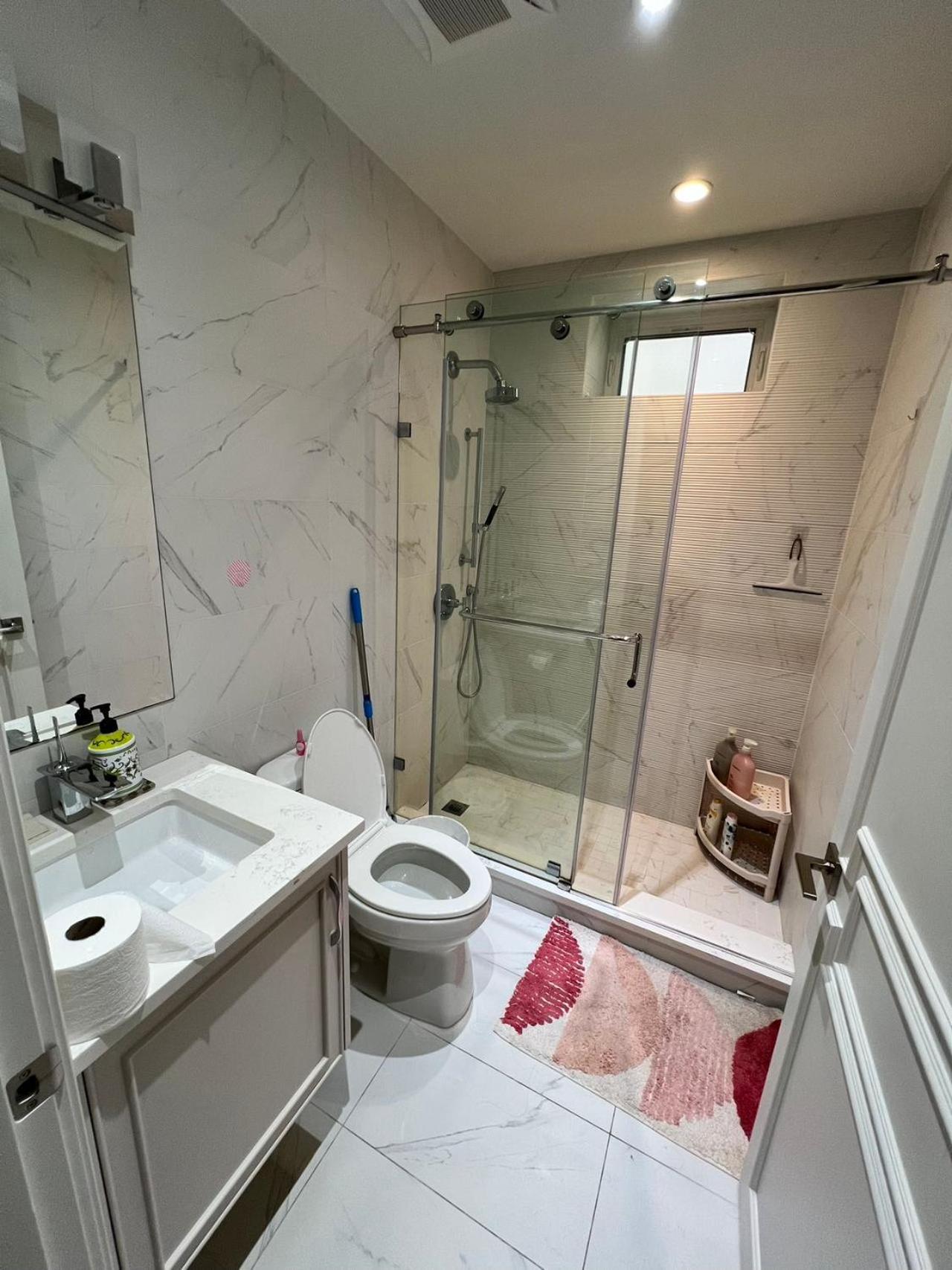 Private Rooms In Vancouver West Exterior foto